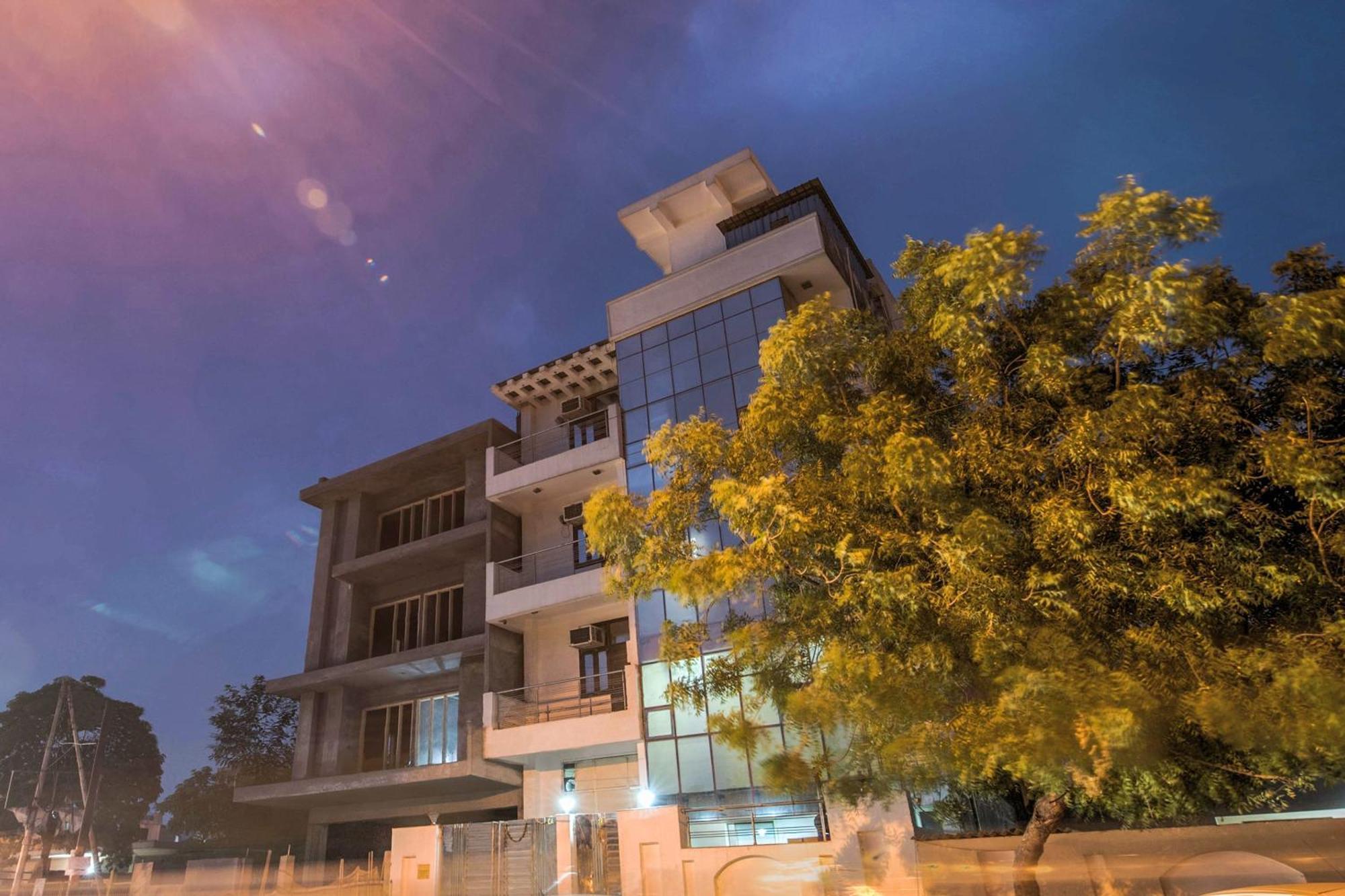 Hotel O Crosswinds Residency Indirapuram ภายนอก รูปภาพ