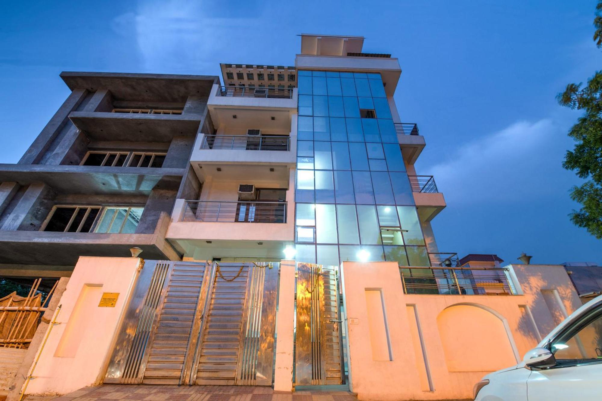 Hotel O Crosswinds Residency Indirapuram ภายนอก รูปภาพ