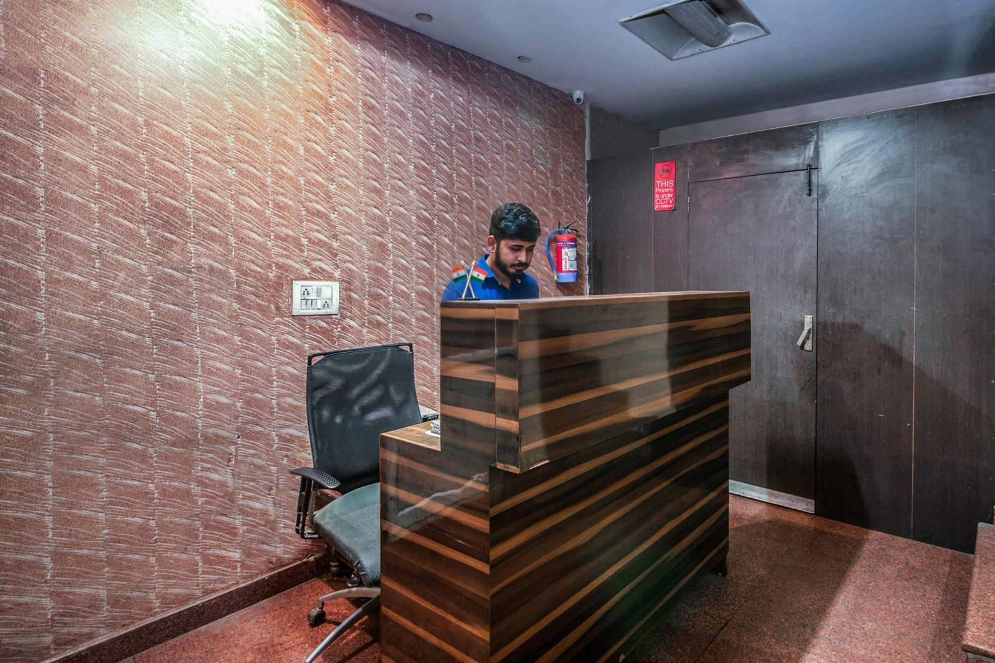 Hotel O Crosswinds Residency Indirapuram ภายนอก รูปภาพ
