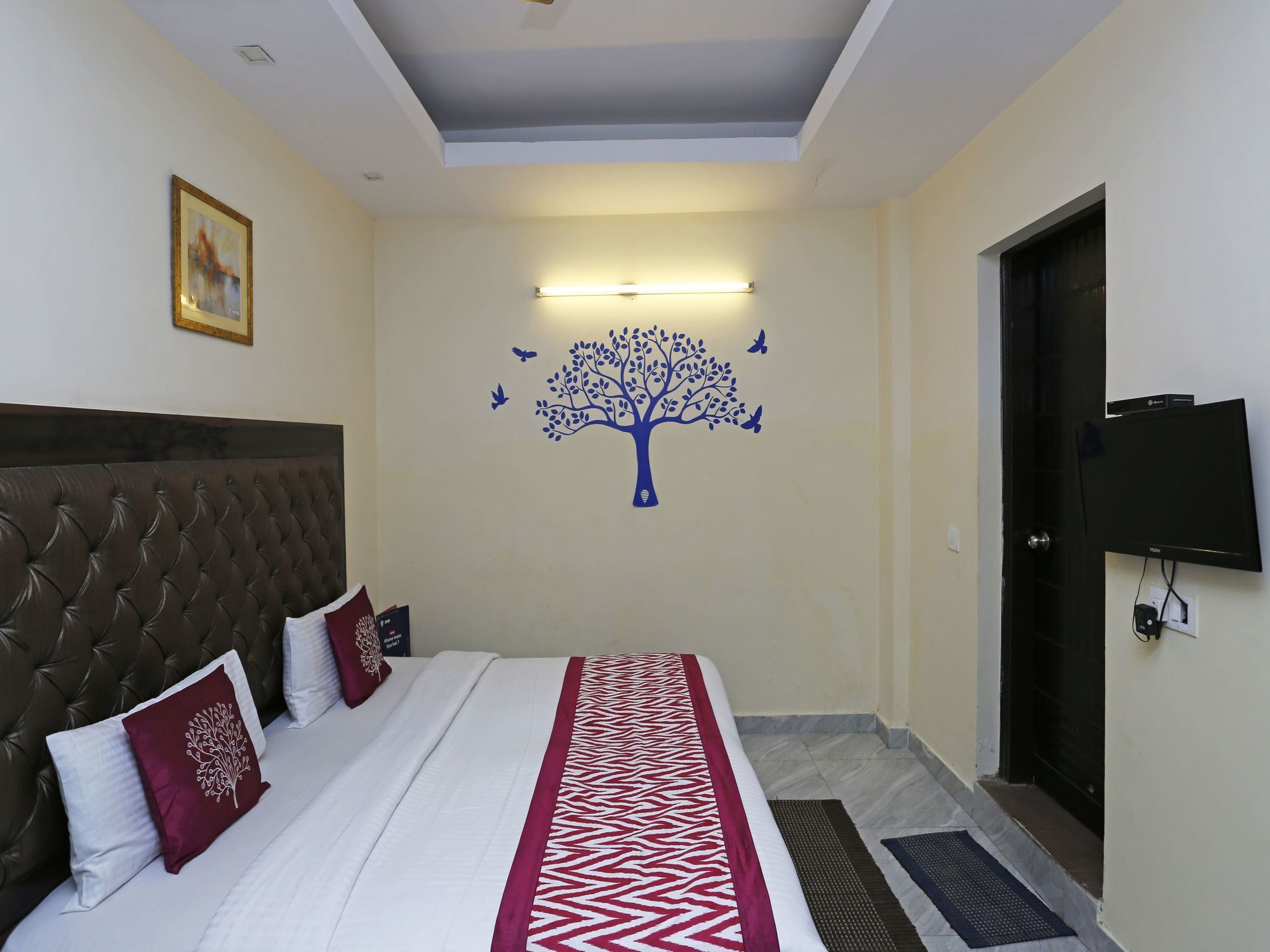 Hotel O Crosswinds Residency Indirapuram ภายนอก รูปภาพ