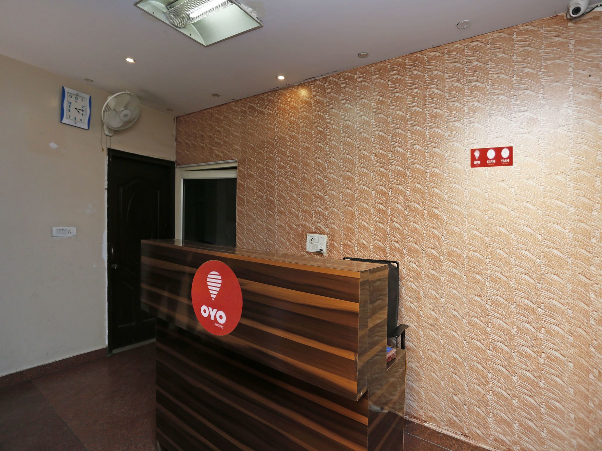 Hotel O Crosswinds Residency Indirapuram ภายนอก รูปภาพ