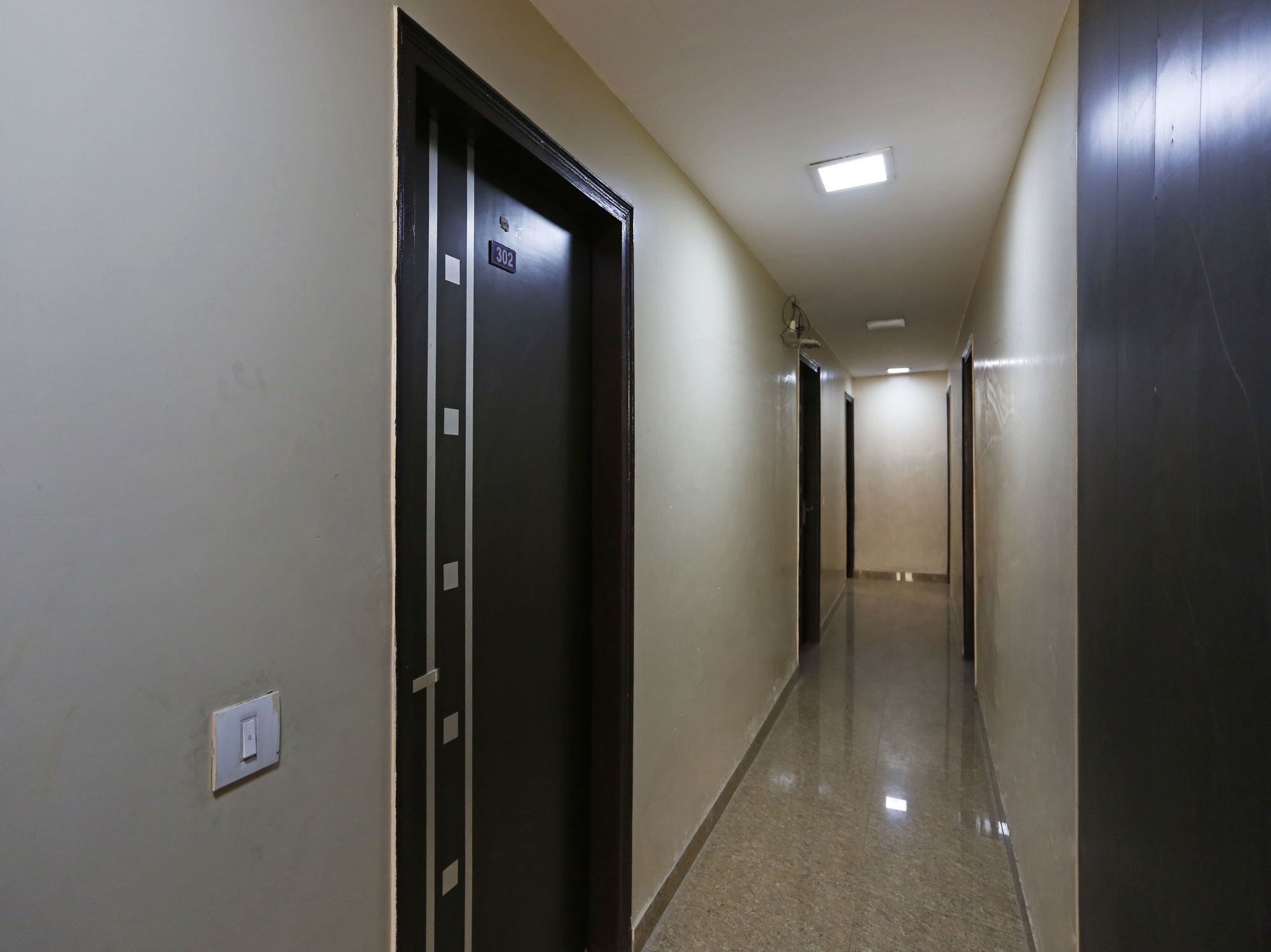 Hotel O Crosswinds Residency Indirapuram ภายนอก รูปภาพ