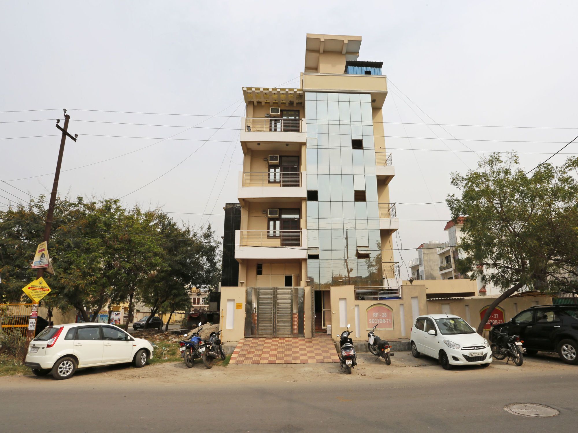 Hotel O Crosswinds Residency Indirapuram ภายนอก รูปภาพ