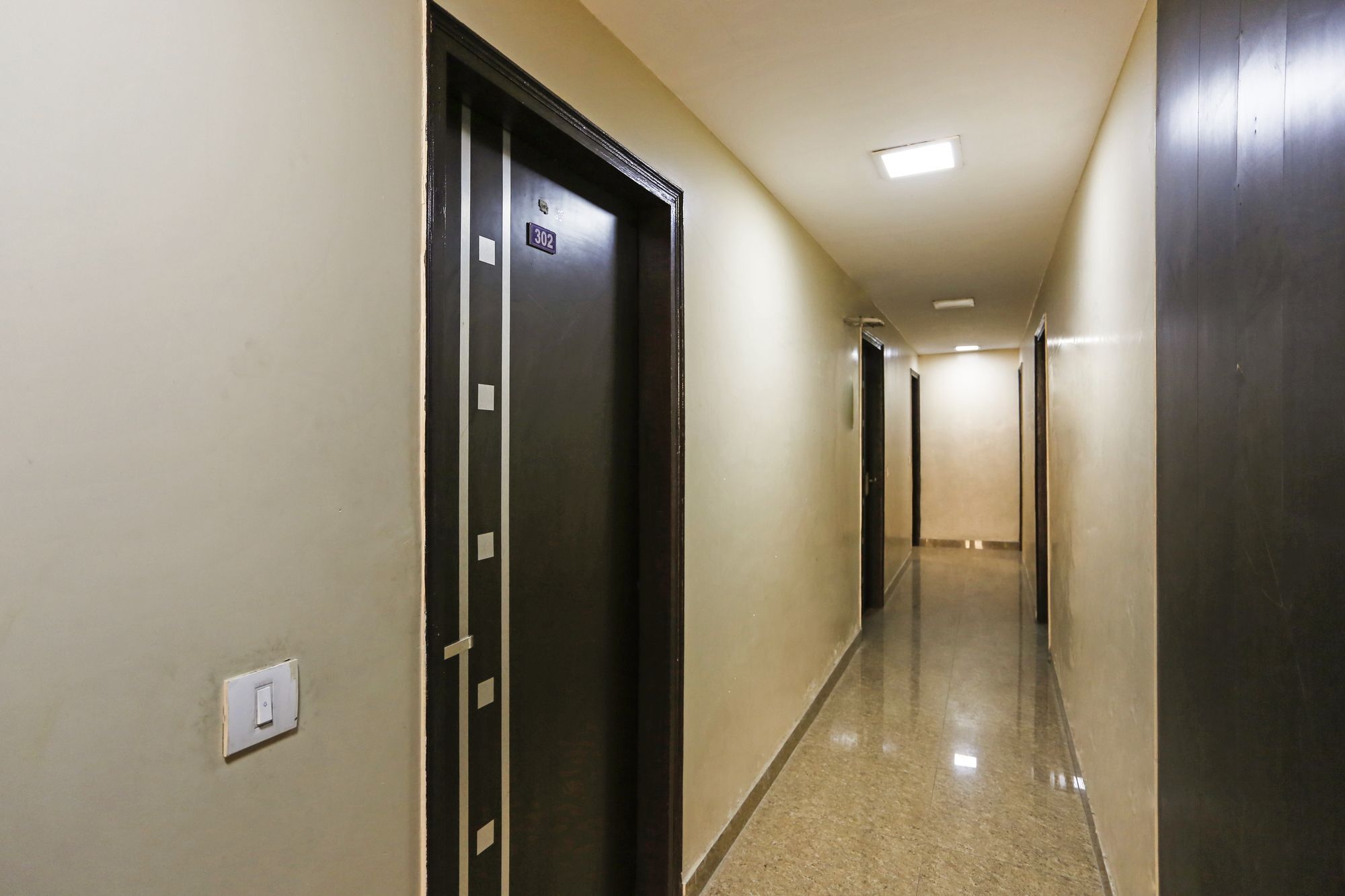 Hotel O Crosswinds Residency Indirapuram ภายนอก รูปภาพ